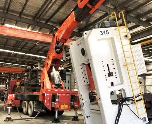 张家口提升工作效率，选择优质折臂吊租赁服务